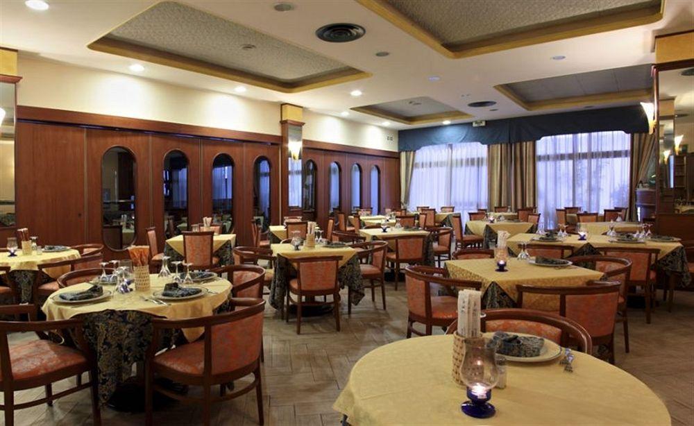 Hotel Grazia Deledda Sassari Ngoại thất bức ảnh