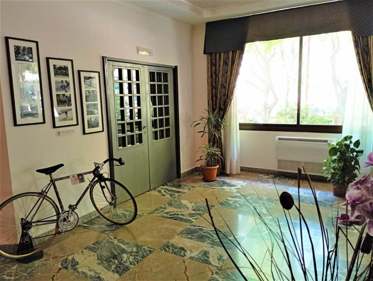 Hotel Grazia Deledda Sassari Ngoại thất bức ảnh