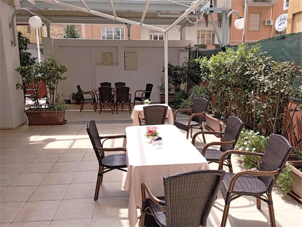 Hotel Grazia Deledda Sassari Ngoại thất bức ảnh