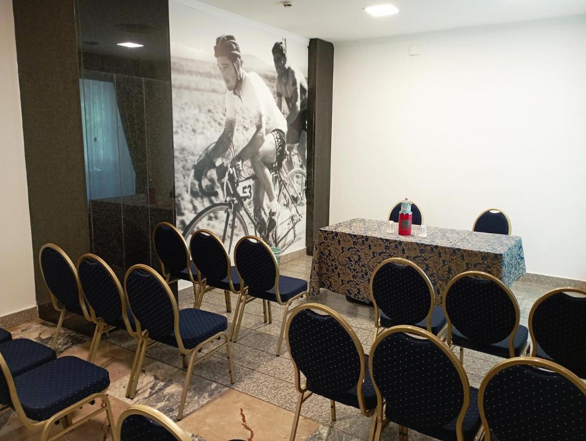 Hotel Grazia Deledda Sassari Ngoại thất bức ảnh