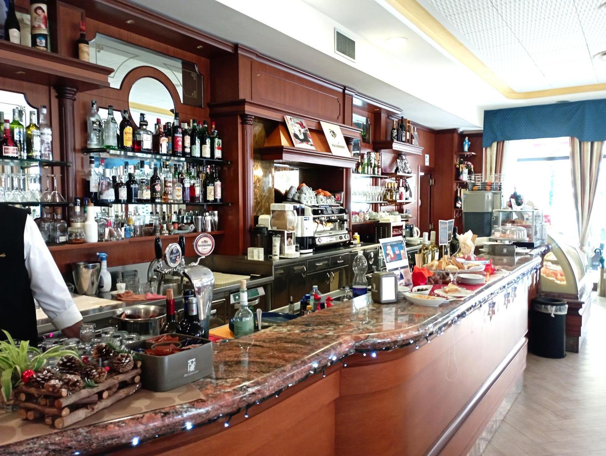 Hotel Grazia Deledda Sassari Ngoại thất bức ảnh