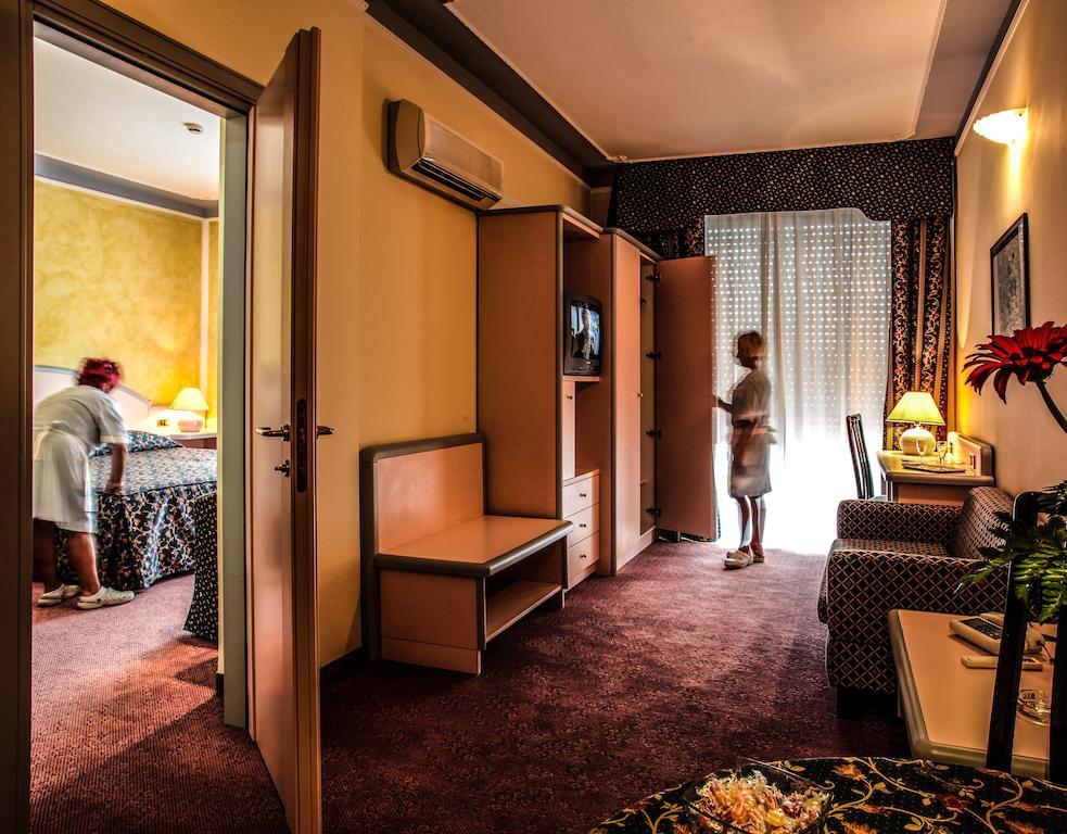 Hotel Grazia Deledda Sassari Phòng bức ảnh