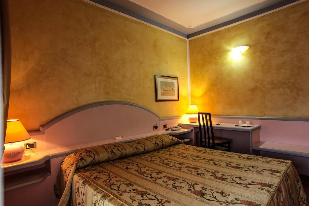 Hotel Grazia Deledda Sassari Ngoại thất bức ảnh